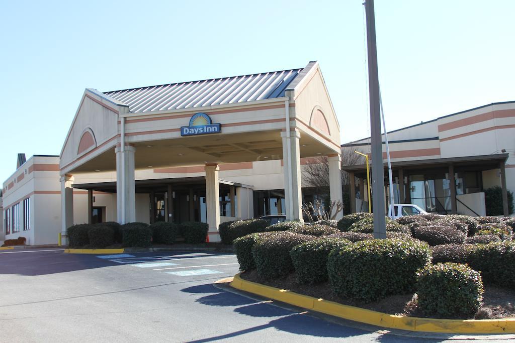 Days Inn By Wyndham Macon I-75 North Extérieur photo