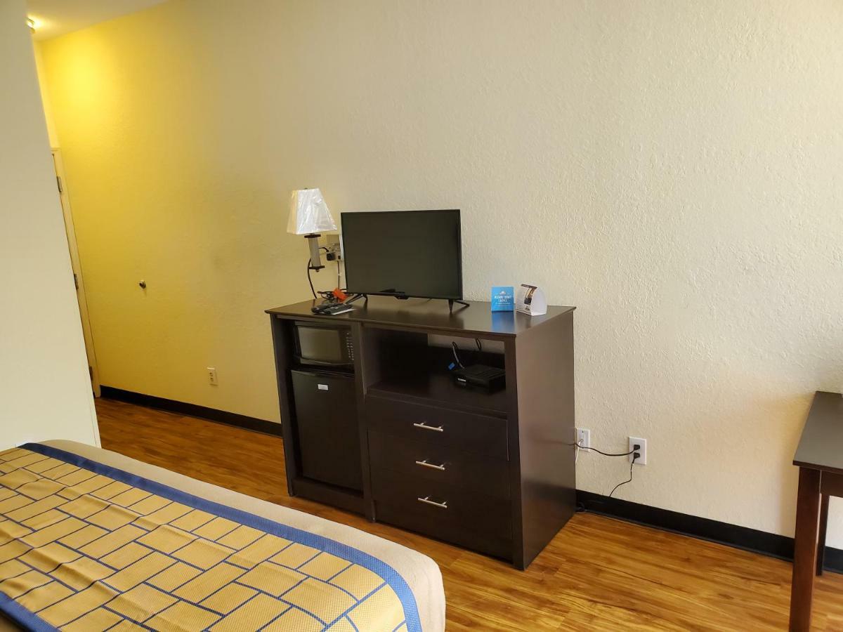 Days Inn By Wyndham Macon I-75 North Extérieur photo